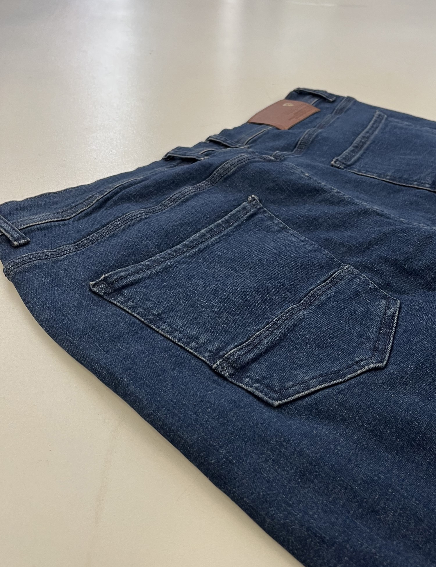 Ανδρικό μπλε τζιν ελαστικό σε ίσια γραμμή με φερμουάρ Plus Size EP69307 φωτογραφία